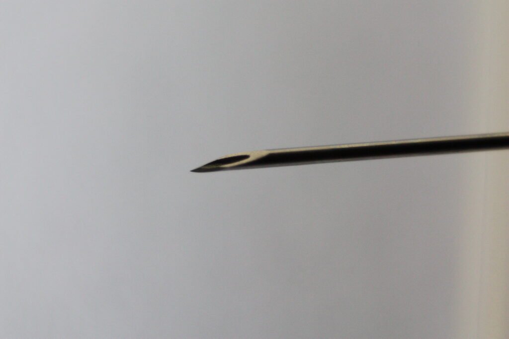 hypodermic needle