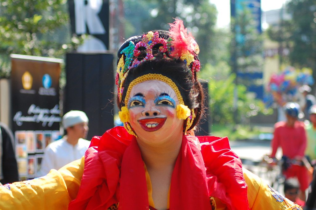 The Dancer behind Mask